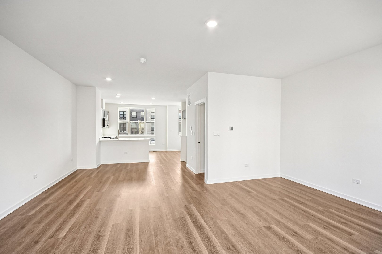 373 Summit Circle Lombard, IL 60148 - Photo 10 of 45 a view of empty room with wooden floor