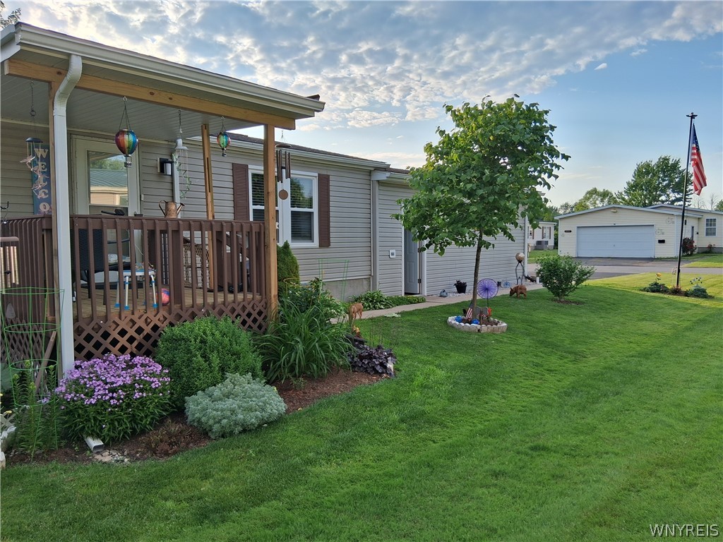 6242 Corwin Station Newfane, NY 14108 - Photo 2 of 20