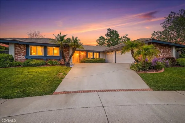 $1,095,000 | 273 East Blue Mountain Way, Claremont, CA 91711