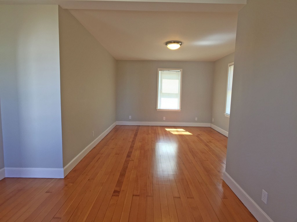 1606 Rodman Street Fall River, MA 02721 - Photo 13 of 29
