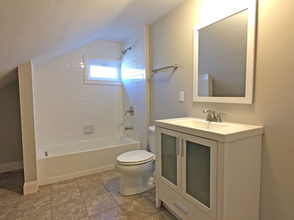 1606 Rodman Street Fall River, MA 02721 - Photo 16 of 29