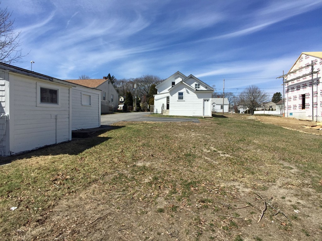 1606 Rodman Street Fall River, MA 02721 - Photo 26 of 29