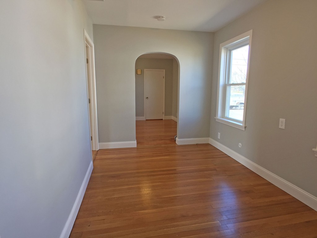 1606 Rodman Street Fall River, MA 02721 - Photo 10 of 29