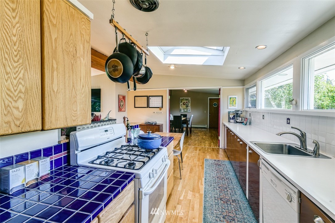 2209 View Ridge Drive Bellingham, WA 98229 - Photo 5 of 25 Gallery Image 5