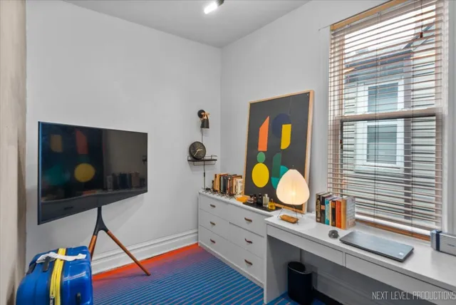 $700,000 | 3826 North Whipple Street, Chicago, IL 60618