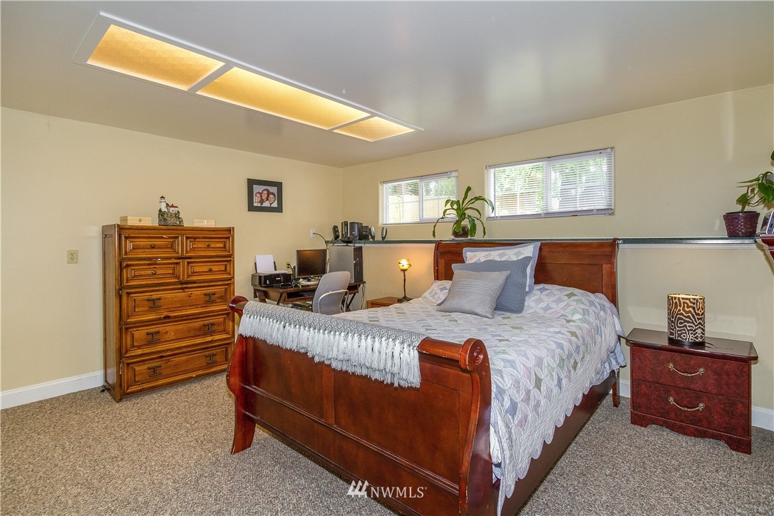 12 223rd Street Southwest Bothell, WA 98021 - Photo 7 of 10