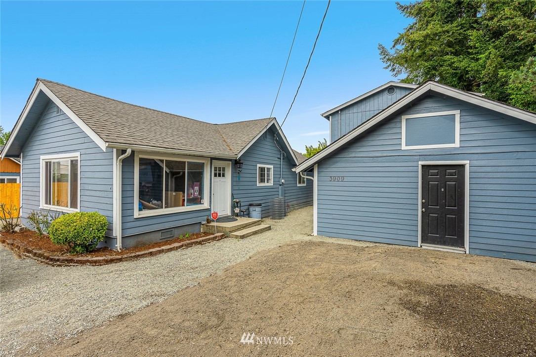 3909 Freeman Road East, Unit A&B Edgewood, WA 98371 - Photo 1 of 28