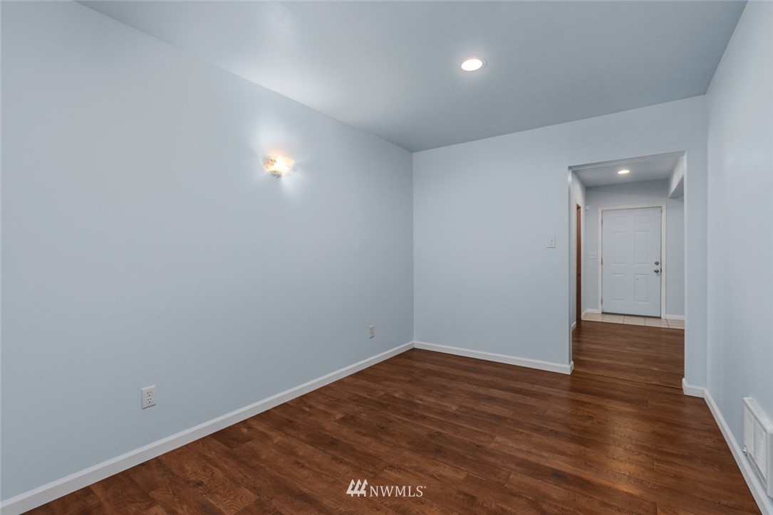 3909 Freeman Road East, Unit A&B Edgewood, WA 98371 - Photo 12 of 28