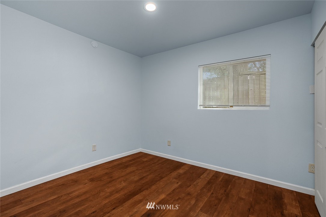 3909 Freeman Road East, Unit A&B Edgewood, WA 98371 - Photo 13 of 28
