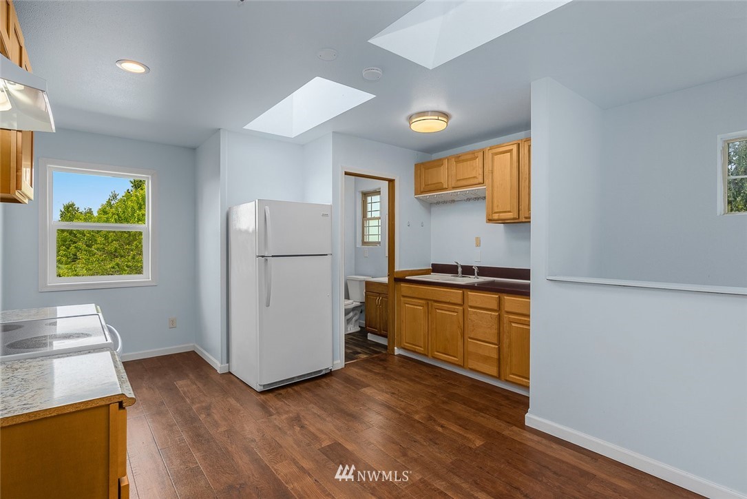3909 Freeman Road East, Unit A&B Edgewood, WA 98371 - Photo 17 of 28