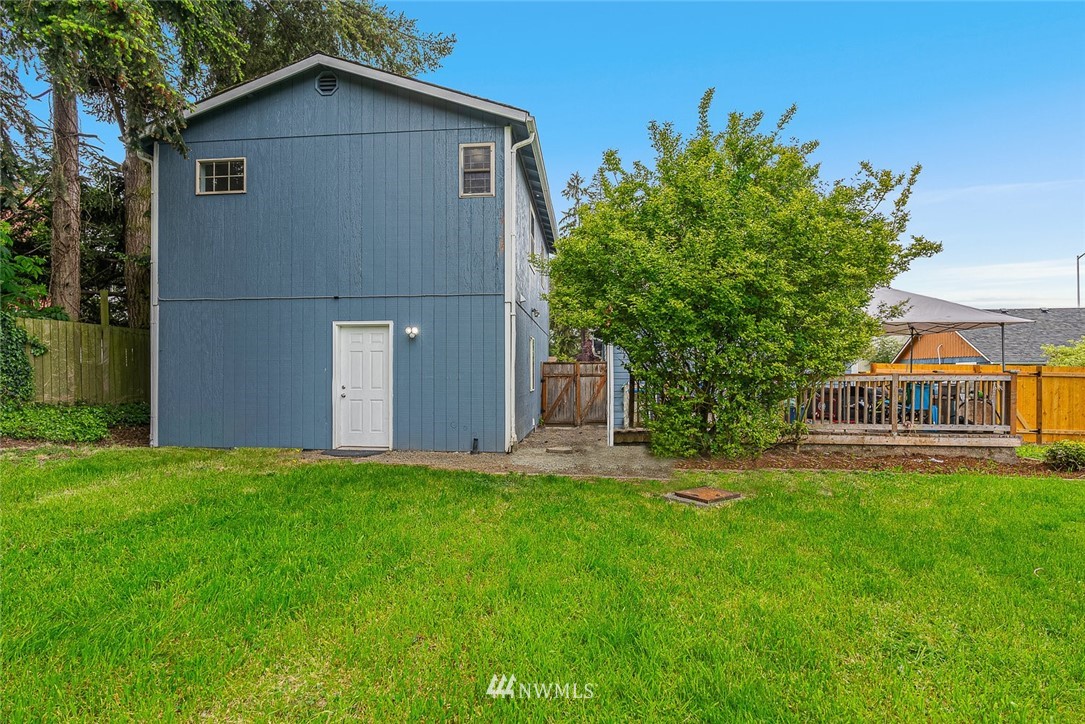 3909 Freeman Road East, Unit A&B Edgewood, WA 98371 - Photo 26 of 28