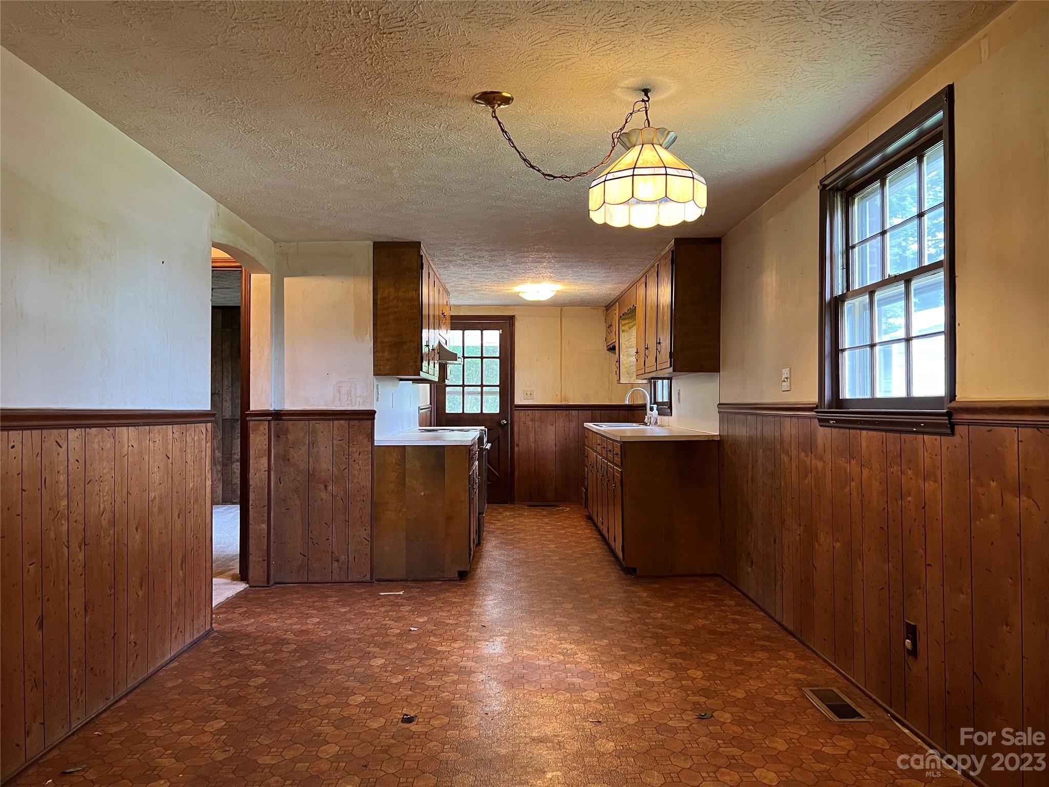 3090 Clarks Chapel Road Lenoir, NC 28645 - Photo 8 of 26 Gallery Image 8