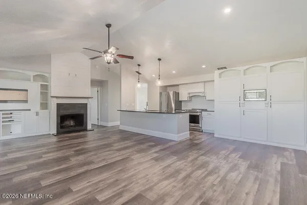 $2,500 | 2465 Wattle Tree Road West, Jacksonville, FL 32246