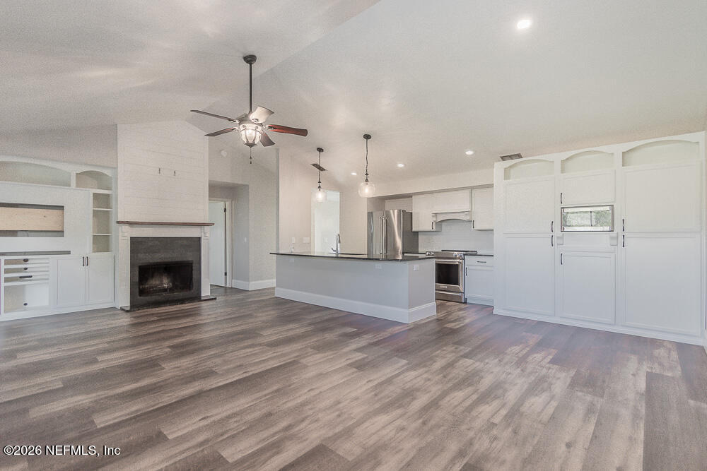 2465 Wattle Tree Road West Jacksonville, FL 32246 - Photo 14 of 30 20260306_wattle_tree_rd_w_2001