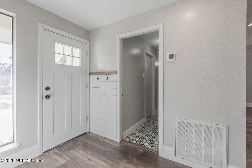 2465 Wattle Tree Road West Jacksonville, FL 32246 - Photo 5 of 30 20260306_wattle_tree_rd_w_1956