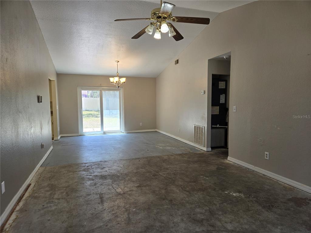 2632 Southwest 145th Place Road Ocala, FL 34473 - Photo 3 of 18