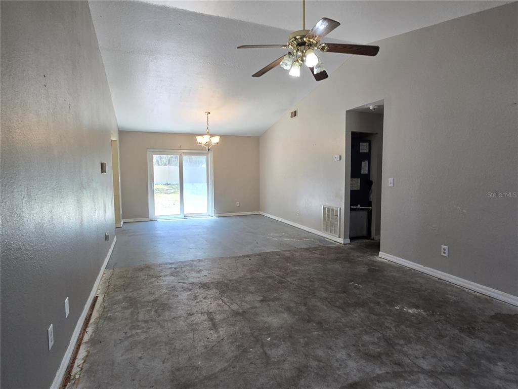 2632 Southwest 145th Place Road Ocala, FL 34473 - Photo 7 of 18