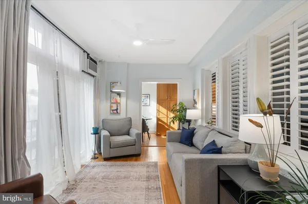 $485,000 | 4514 Connecticut Avenue Northwest, Unit 206, Washington, DC 20008