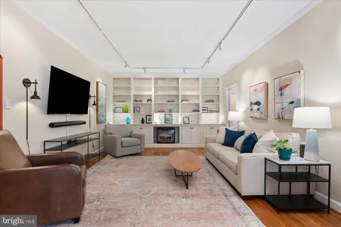 $485,000 | 4514 Connecticut Avenue Northwest, Unit 206, Washington, DC 20008