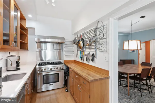 $485,000 | 4514 Connecticut Avenue Northwest, Unit 206, Washington, DC 20008