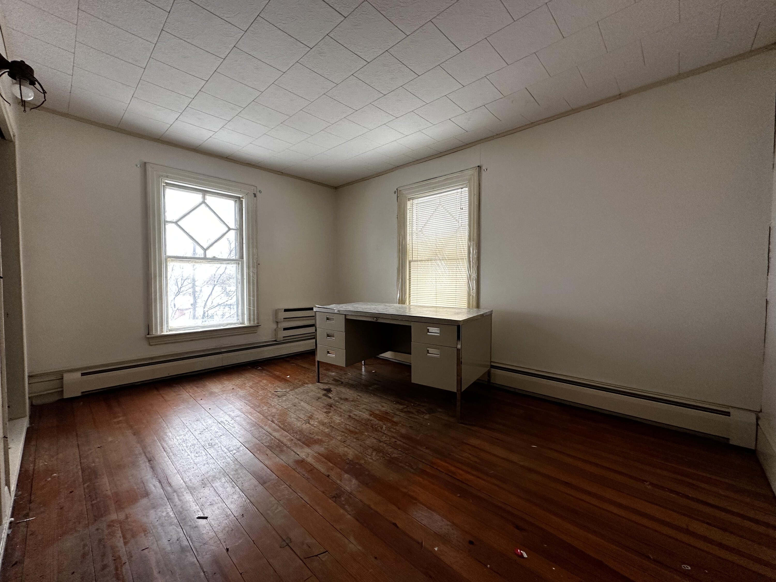 4 3rd Street Presque Isle, ME 04769 - Photo 10 of 29 Unit 2 Bed 1