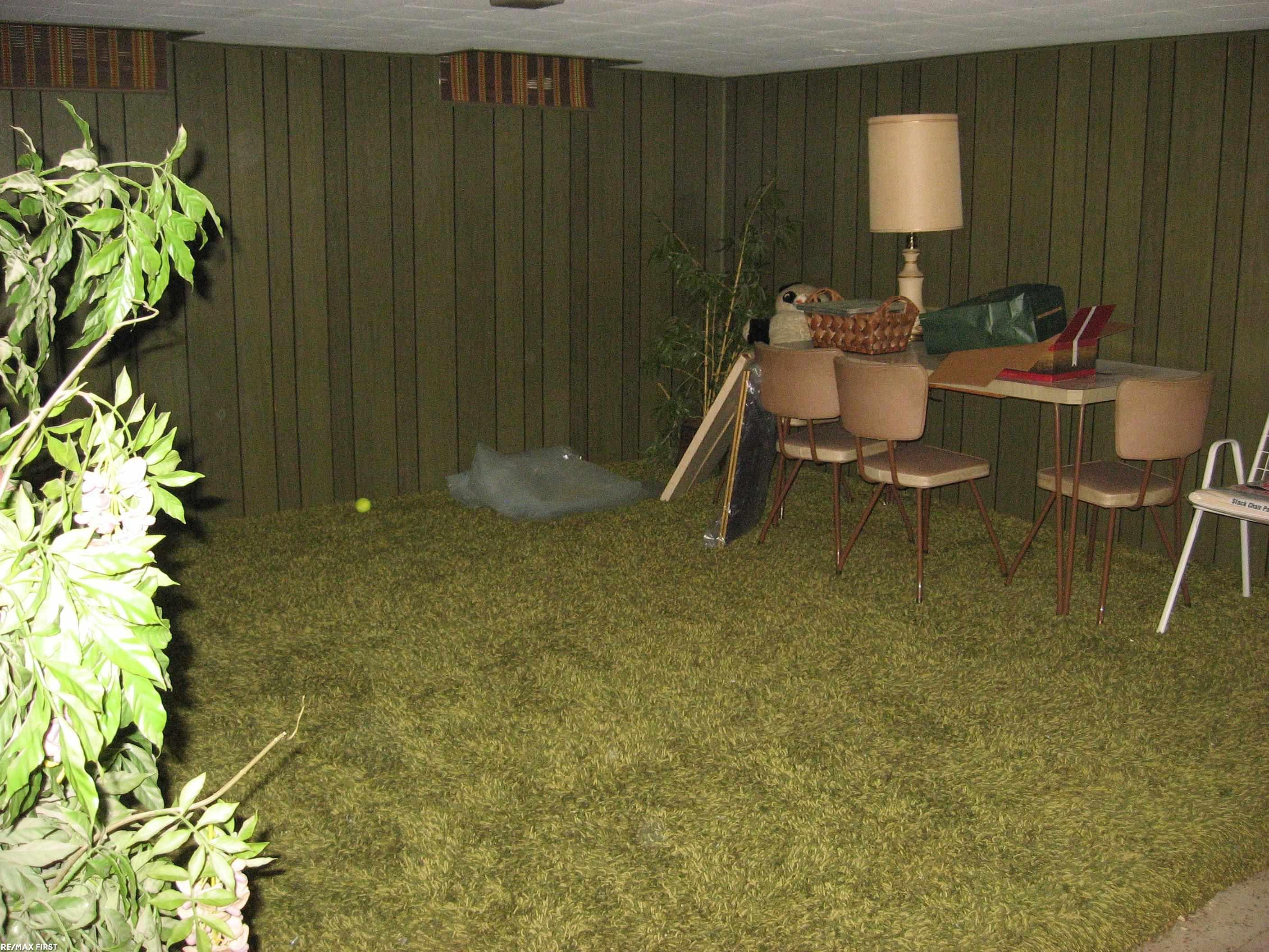 24624 Ridgecroft Avenue Eastpointe, MI 48021 - Photo 17 of 19 Gallery Image 17