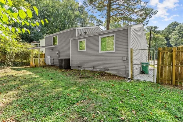 $174,900 | 2036 Countydown Lane, Stone Mountain, GA 30088