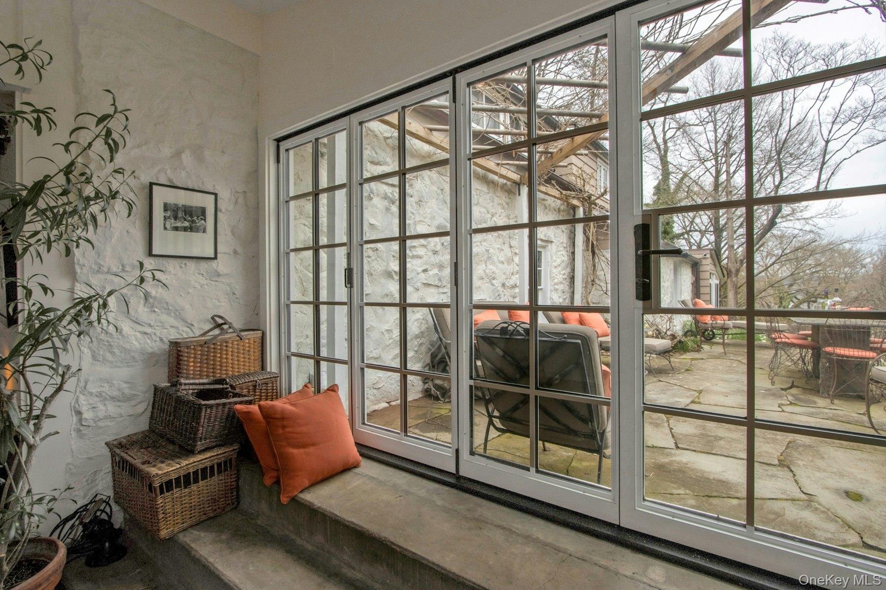 75 Washington Springs Road Palisades, NY 10964 - Photo 7 of 48 a balcony with couch