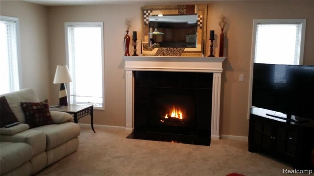 3068 Ridley Way Howell, MI 48843 - Photo 3 of 57