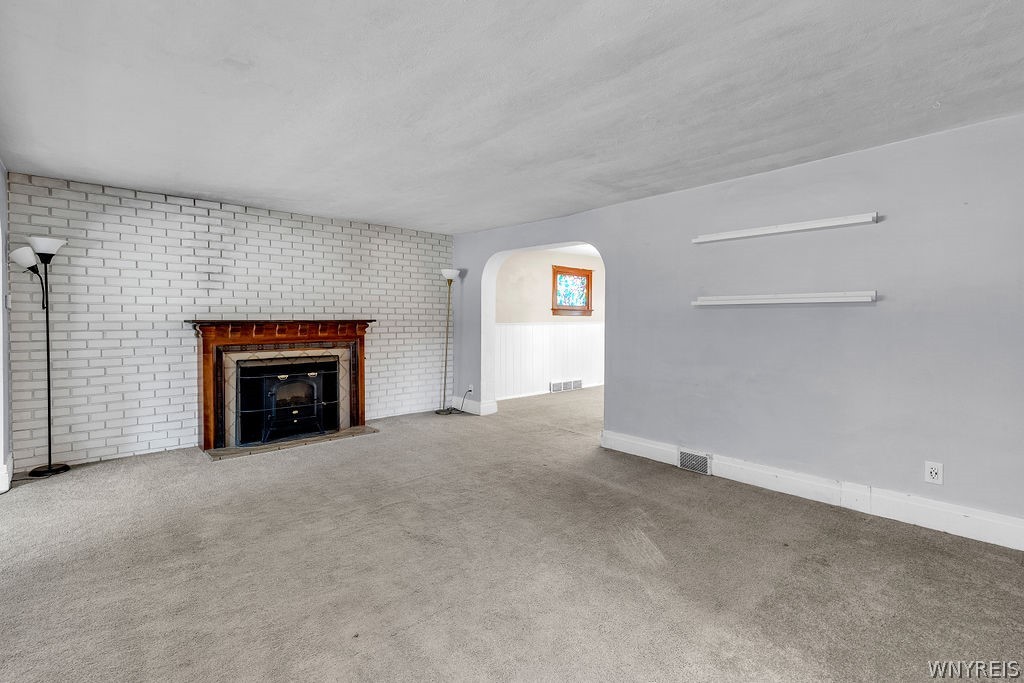 164 Shenandoah Road Buffalo, NY 14220 - Photo 14 of 50 Electric fireplace is the focal point of the livin