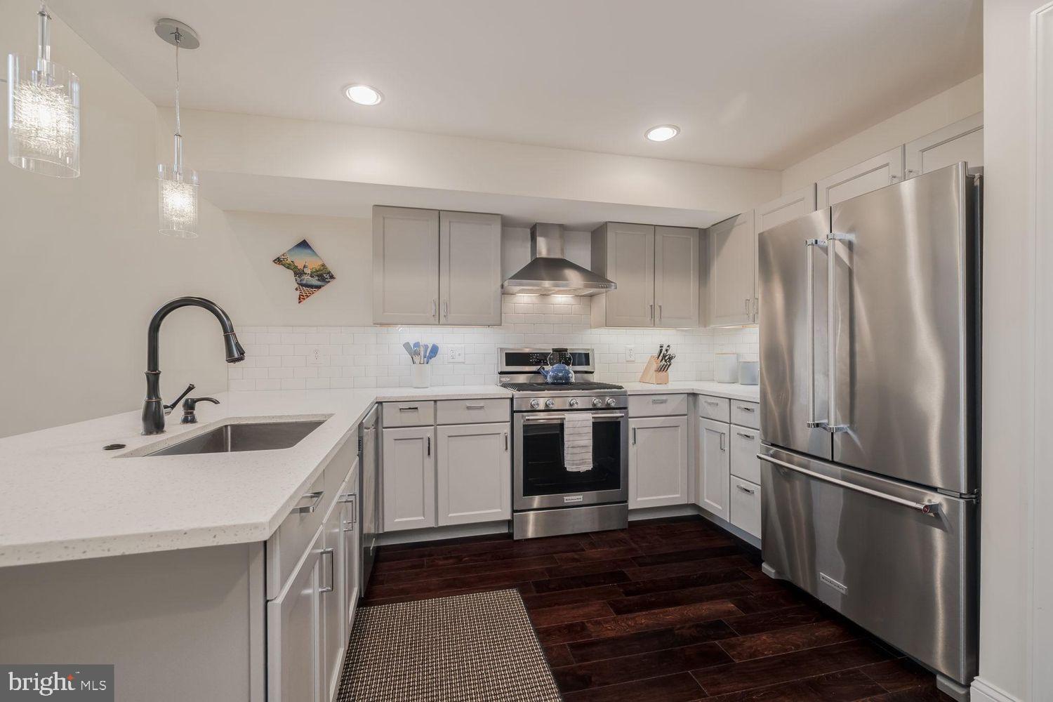 1433 K Street Southeast, Unit 101 Washington, DC 20003 - Photo 6 of 25 Gallery Image 6