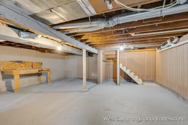 $326,000 | 829 North Jefferson Street, Lowell, MI 49331