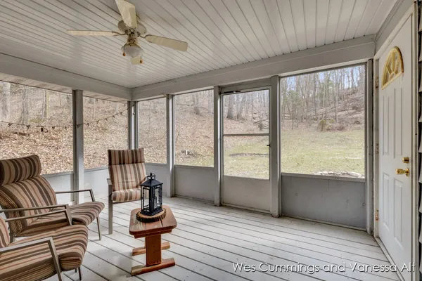 $326,000 | 829 North Jefferson Street, Lowell, MI 49331