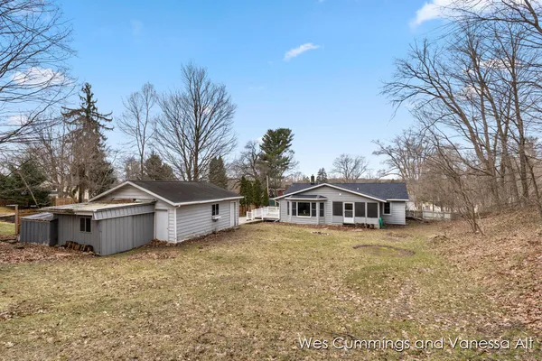 $326,000 | 829 North Jefferson Street, Lowell, MI 49331