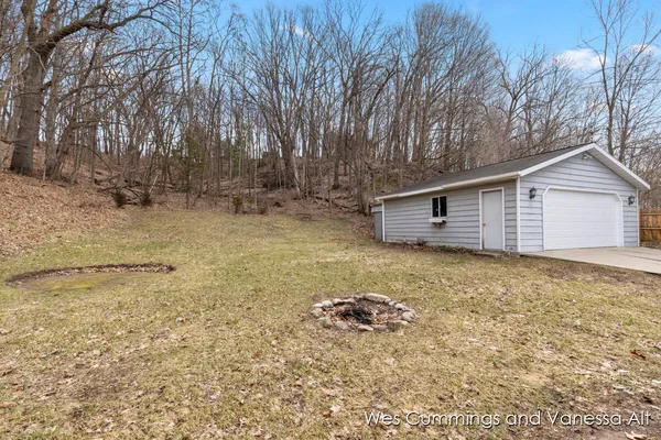 $326,000 | 829 North Jefferson Street, Lowell, MI 49331