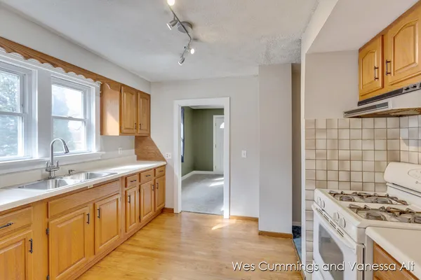 $326,000 | 829 North Jefferson Street, Lowell, MI 49331