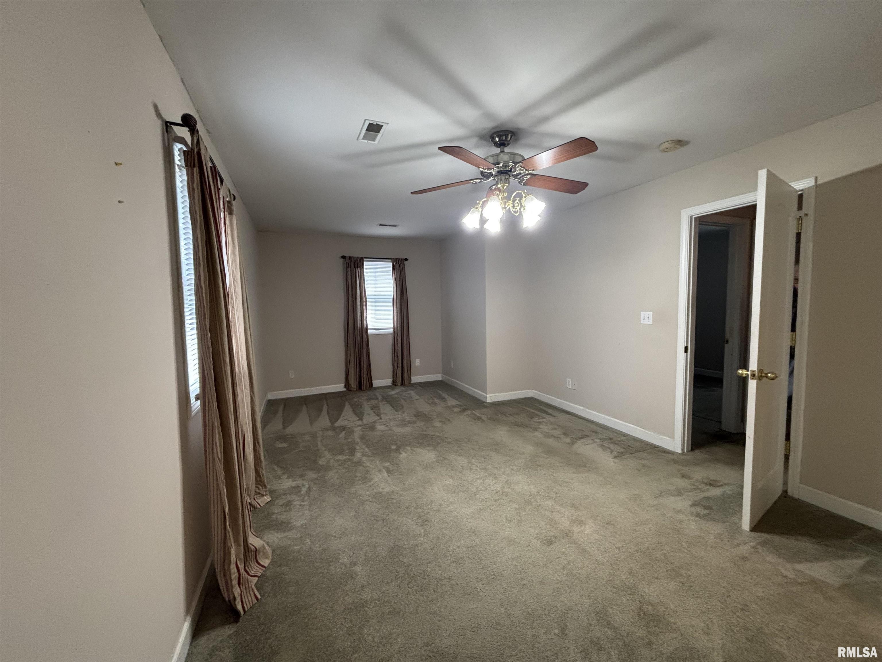 1905 West Calhoun Avenue Springfield, IL 62702 - Photo 11 of 26