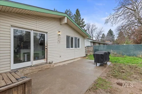 $369,990 | 1502 South Atlantic Street, Boise, ID 83705