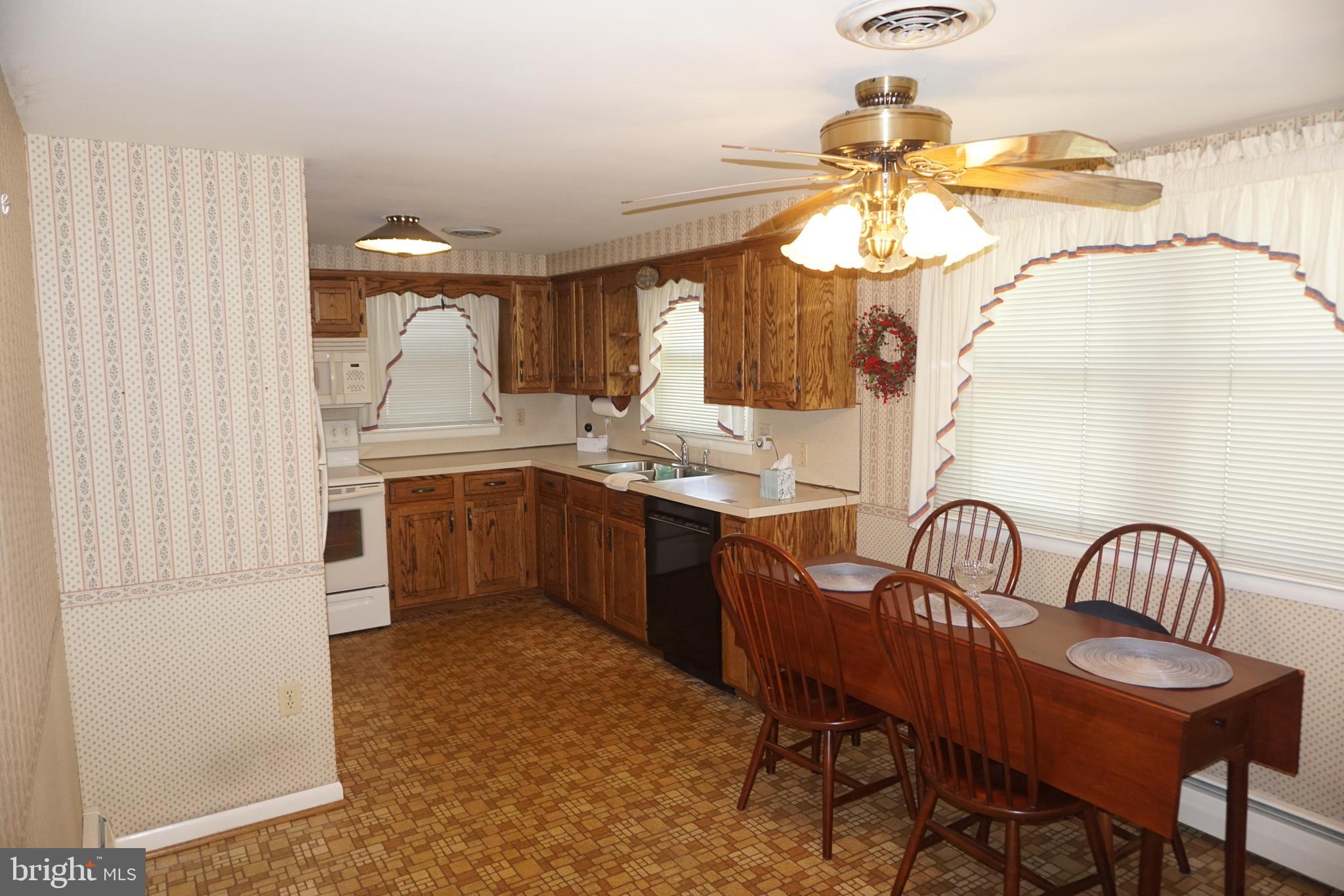 4226 Walters Hatchery Road York, PA 17408 - Photo 12 of 43 Gallery Image 12
