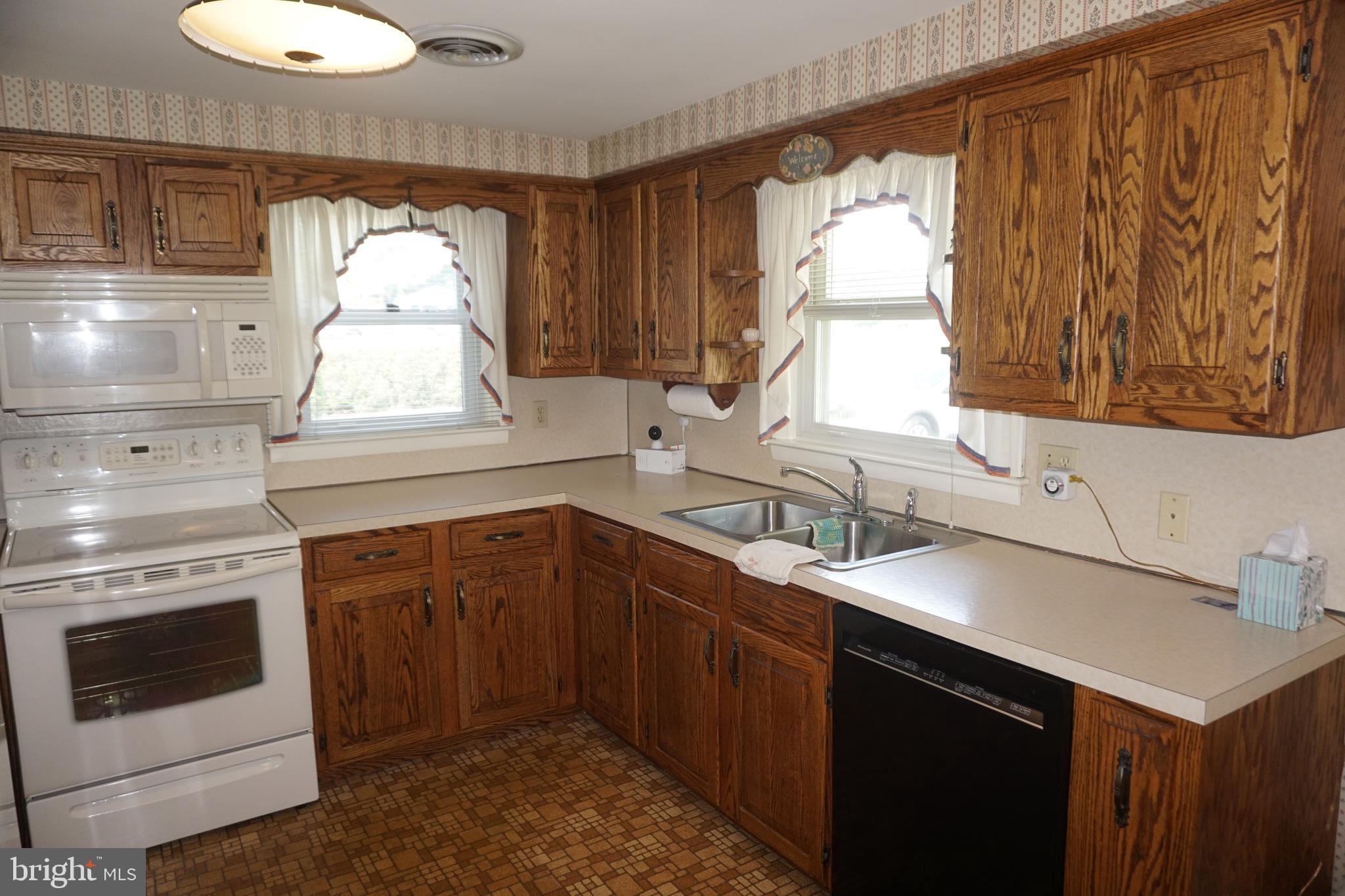 4226 Walters Hatchery Road York, PA 17408 - Photo 13 of 43 Gallery Image 13