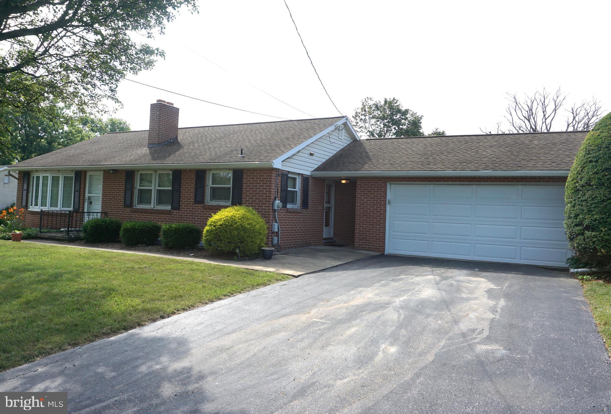 4226 Walters Hatchery Road York, PA 17408 - Photo 5 of 43 Gallery Image 5