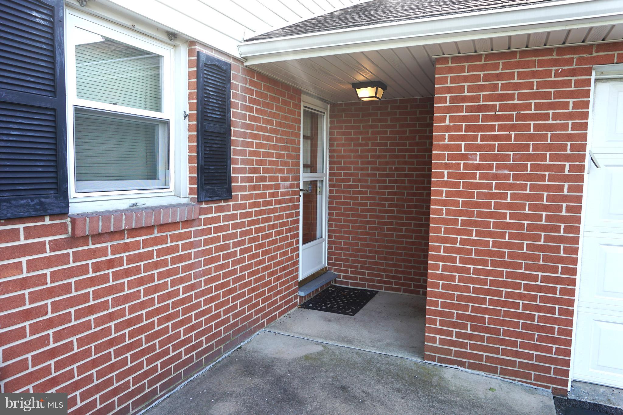 4226 Walters Hatchery Road York, PA 17408 - Photo 7 of 43 Gallery Image 7