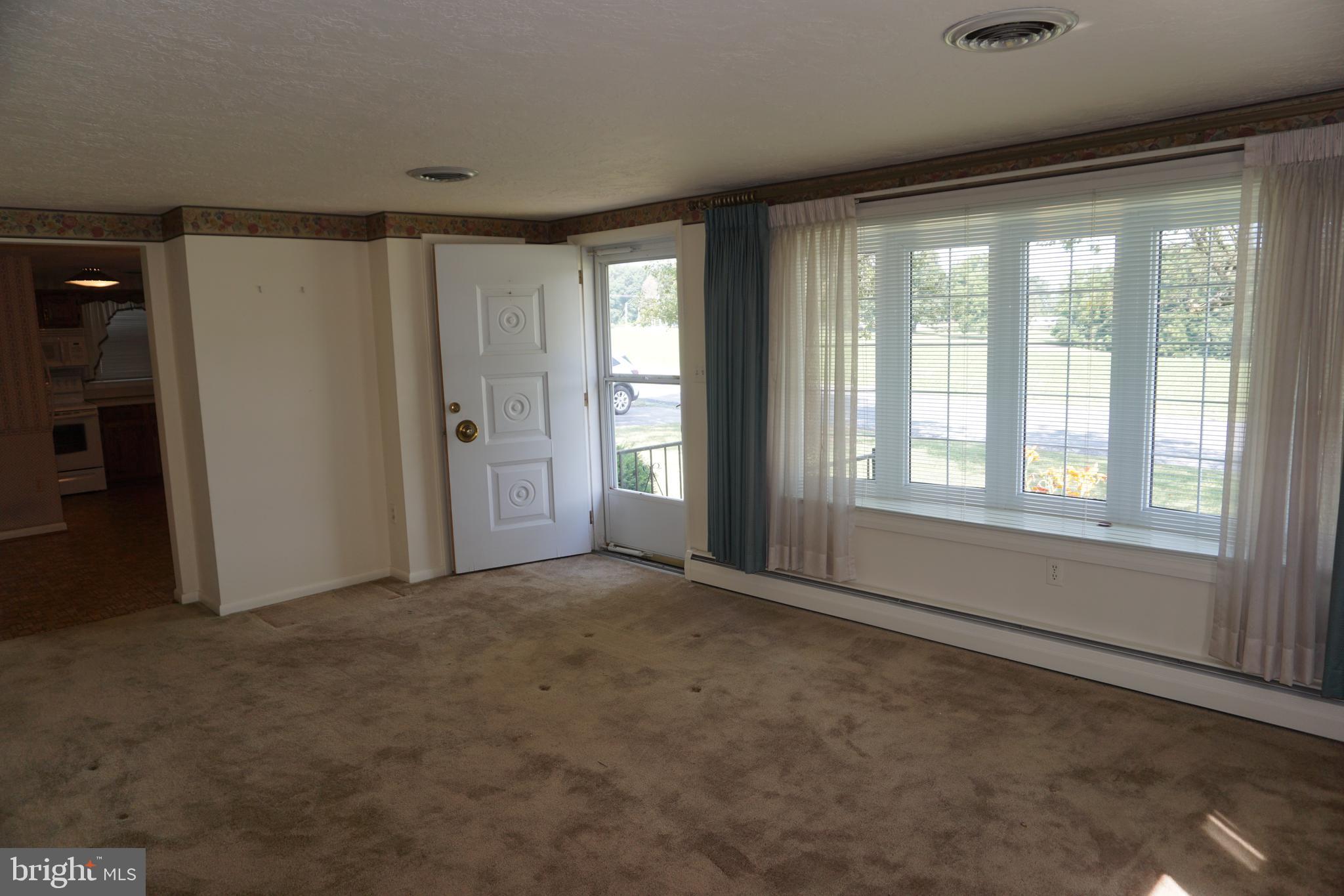 4226 Walters Hatchery Road York, PA 17408 - Photo 10 of 43 Gallery Image 10