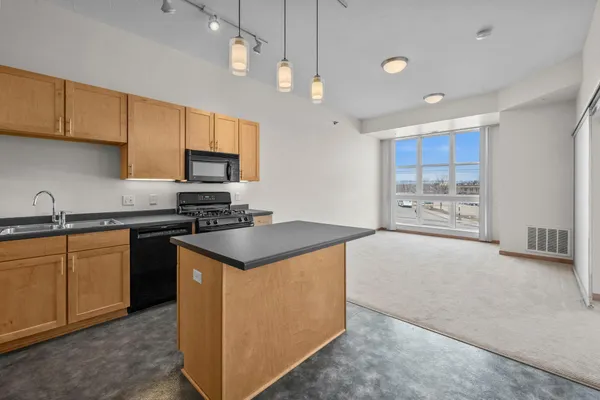 $235,000 | 2650 University Avenue West, Unit 221, St. Paul, MN 55114