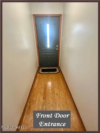 $299,900 | 307 Hickory Lane, Batesville, MS 38606