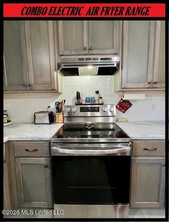 $299,900 | 307 Hickory Lane, Batesville, MS 38606