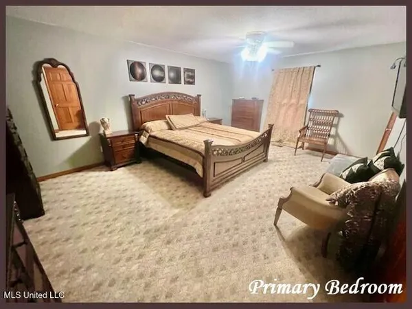 $299,900 | 307 Hickory Lane, Batesville, MS 38606