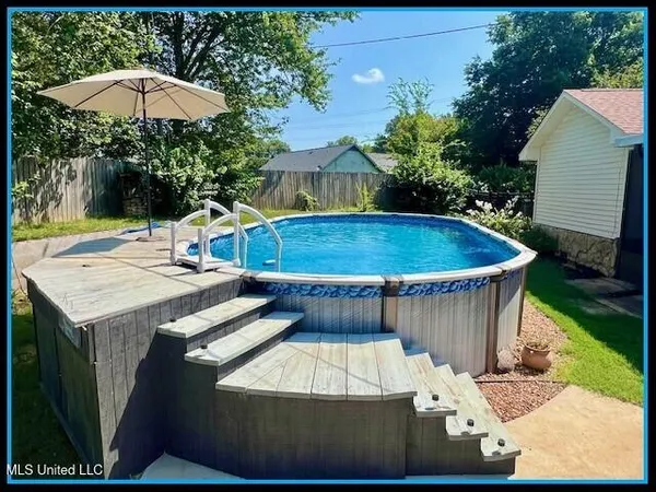 $299,900 | 307 Hickory Lane, Batesville, MS 38606