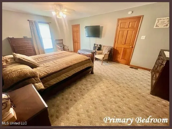 $299,900 | 307 Hickory Lane, Batesville, MS 38606