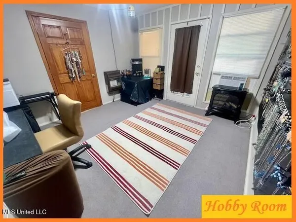 $299,900 | 307 Hickory Lane, Batesville, MS 38606